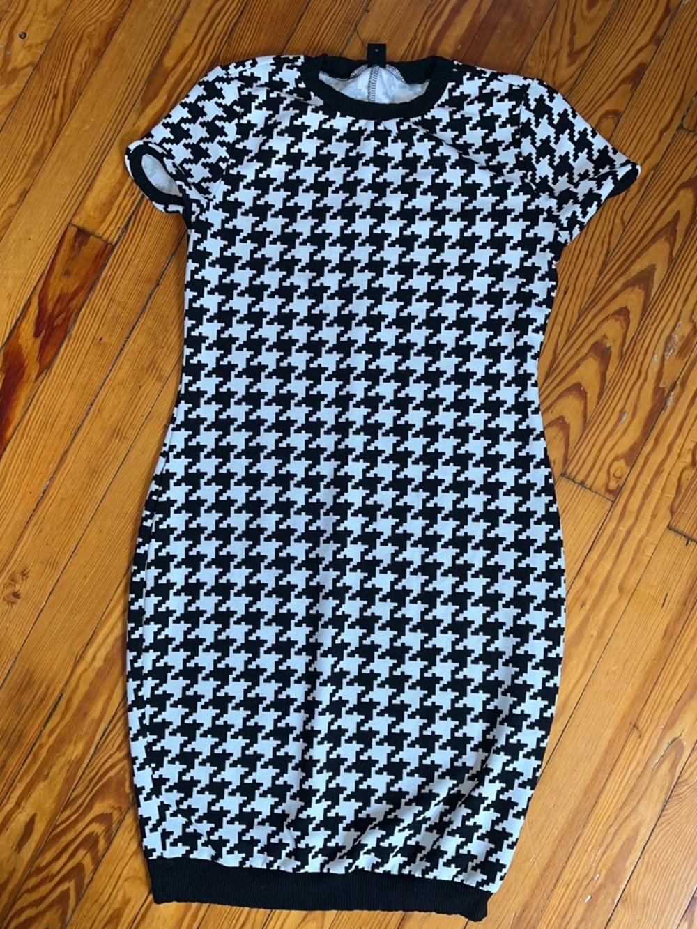 SHEIN Black and White Houndstooth Pencil Skirt